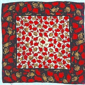 O704 CHARLES JOURDAN Jacquard Silk 34" X 33.5"